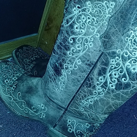 Corral Shoes - Corral Vintage Square Toe Cowgirl Boots